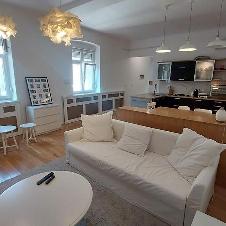 Home S Zagreb Exterior foto